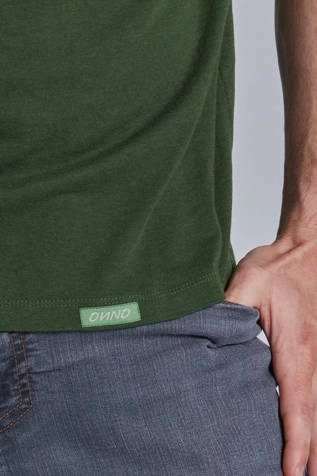 ONNO bamboo t-shirt in Moss Green, Nic is 5'11" and wearing size M.